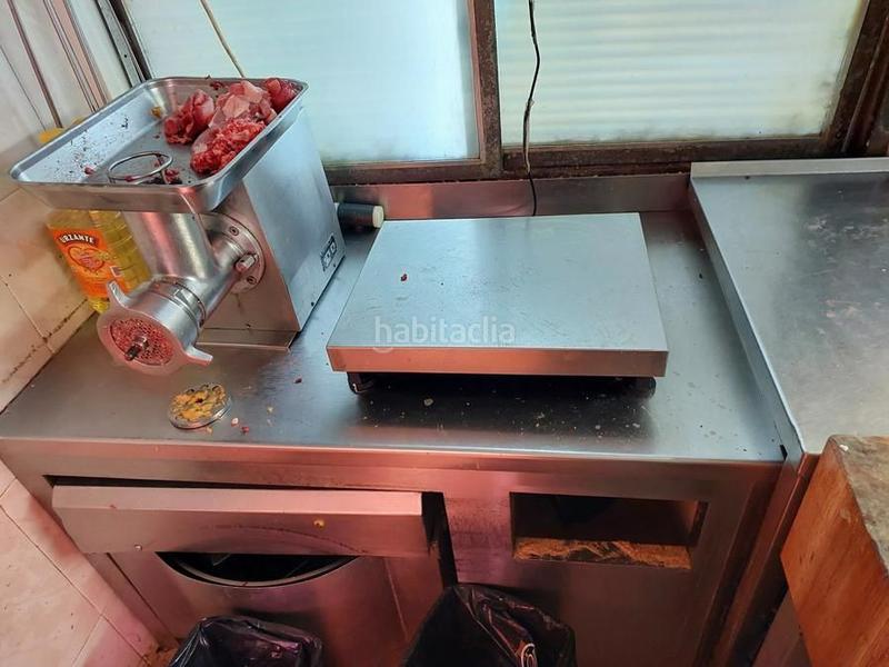 Foto ab244ec2-dc11-41d7-acba-e4af9469cc3f. Traspàs local comercial a Centre-Barri Vell Girona