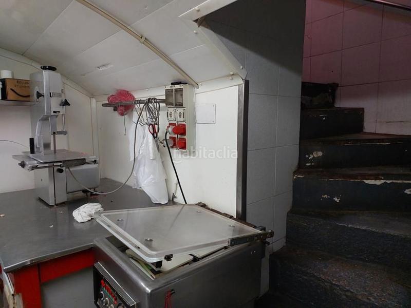 Foto b98a0292-fb91-44c3-9e61-9e43a135df77. Traspàs local comercial a Centre-Barri Vell Girona