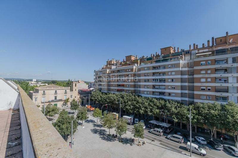 Foto fbf24e86-0504-4452-86e9-79c4842a80e8. Appartement avec chauffage parking dans Centre Salt