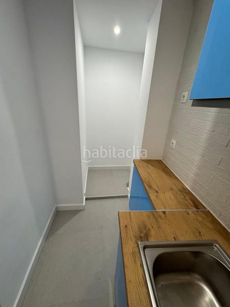 Foto 779709e6-a7ed-47d8-9cda-2930acf192eb. Oficina  reformada en Sant Antoni Barcelona