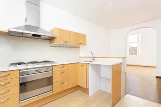 Pis  De girona. Piso en eixample derecho