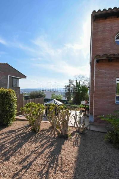 Foto aab07931-e82f-49e7-a1f6-ea6f72f8dbf4. Lloguer casa amb calefacció piscina a Montjuïc Girona