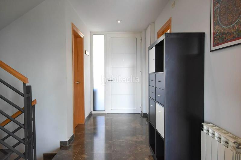 Foto b3ee28bd-e1cd-49c5-8381-bba244323e68. Rent house with heating pool in Montjuïc Girona