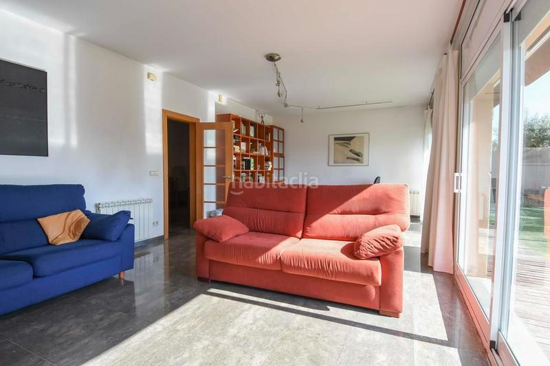 Foto b8393e49-47b4-47a1-85cf-795bbfb3a2a2. Rent house with heating pool in Montjuïc Girona