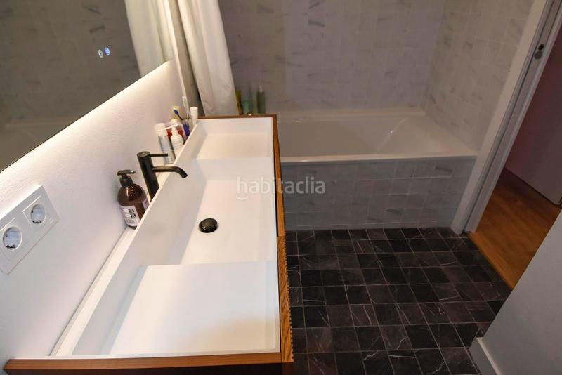 Foto a08870a5-e571-4477-8f9d-a6a3fface409. Affitto appartamento con riscaldamento in Eixample Nord Girona