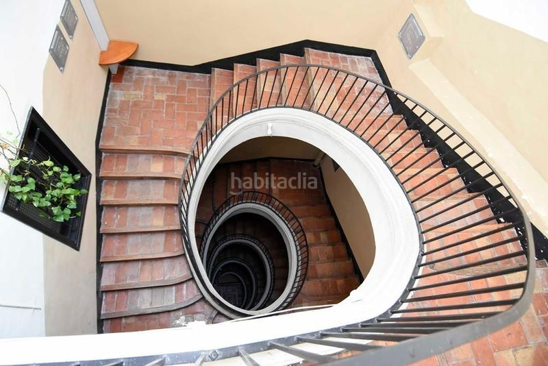 Foto 4770a9ab-281e-4853-93b3-94bbf8c79aae. Edifici a Centre-Barri Vell Girona