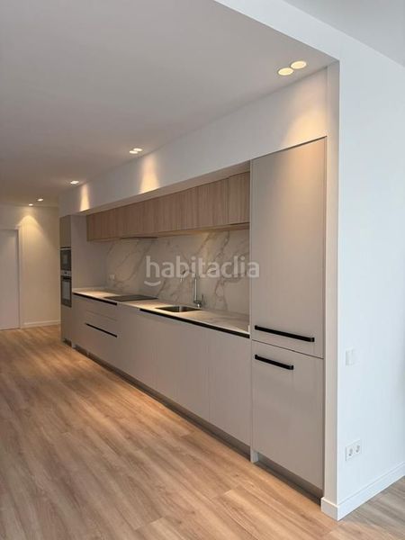 Foto f511cc51-4252-4b42-a1cb-5183bc5ab6f6. Dúplex amb calefacció a El Camp d´en Grassot i Gràcia Nova Barcelona