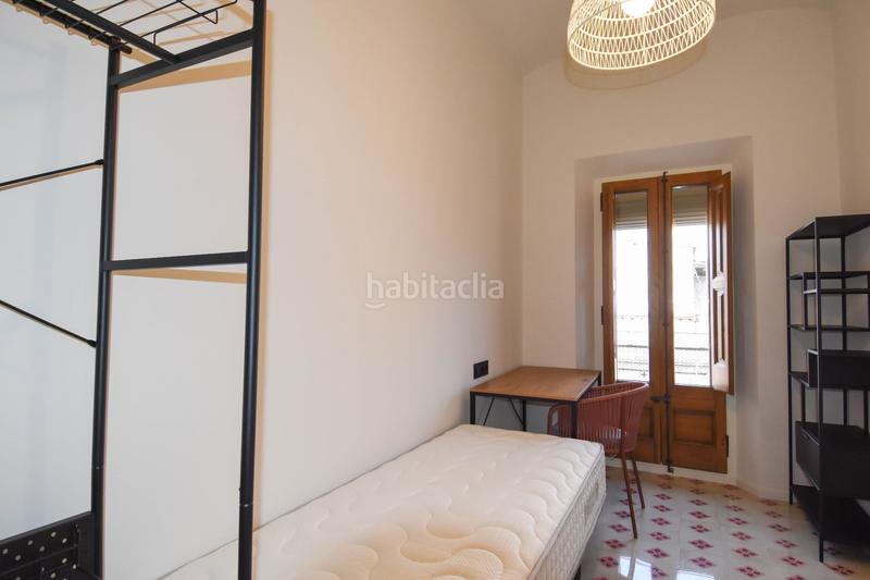 Foto f92e9305-6be3-489b-827b-8cb65de415a5. Miete etagenwohnung mit heizung in Eixample Nord Girona