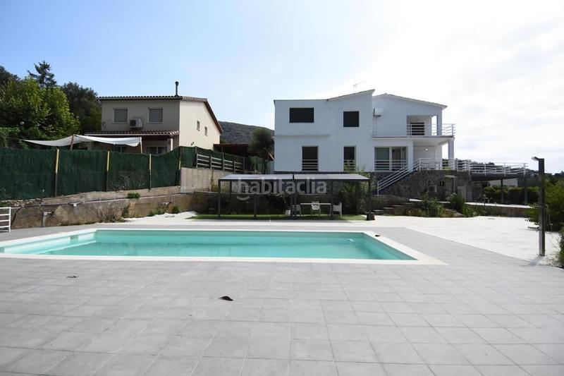 Foto 839b492f-5e3d-42e3-bf0b-f5d8cc631a16. Alquiler casa  con piscina y terraza en llora sant gregori en Sant Martí de Llémena