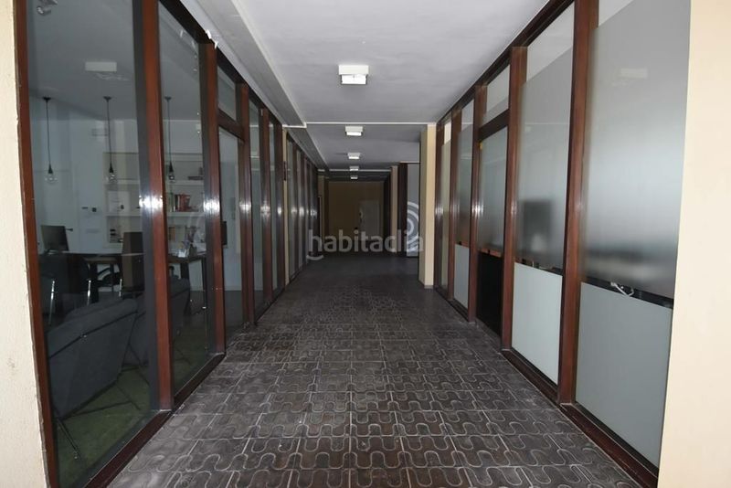 Foto 866e51fe-58d9-418d-bdfc-0f22476b6410. Lloguer oficina a Centre-Barri Vell Girona