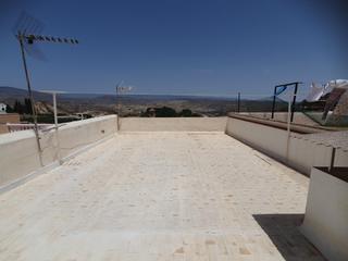 Apartament  Calle angel. Alicún  vivienda en planta alta  solarium  1 habitacion  terraza