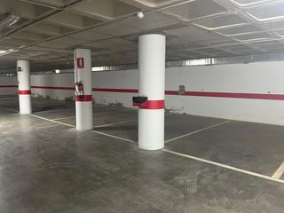 Posto auto  Calle limoneros. Plazas de garaje a la venta nueva andalucia  juzgados de almeria