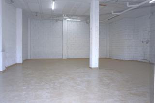 Location Local commercial à Calle alcazaba de almería 32. Oportunidad local comercial todo tipo de negocio  salida de humo