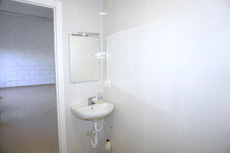 Foto 0669c9b8-6c4a-496d-8f8c-41b5234f4d19. Location local commercial dans calle alcazaba de almería 32 dans Huércal de Almería