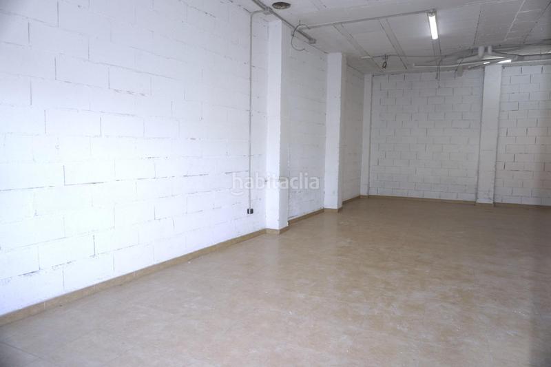 Foto 06791622-3125-47a6-a572-c8dce11c490c. Location local commercial dans calle alcazaba de almería 32 dans Huércal de Almería