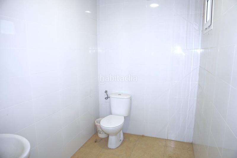 Foto bc610db1-312f-4c6f-b66d-1a4c205b6555. Location local commercial dans calle alcazaba de almería 32 dans Huércal de Almería