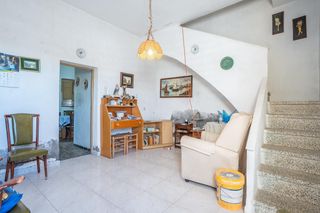 Casa en Huércal de Almería. Casa con terreno haciendo esquina para reforma integral  en huér