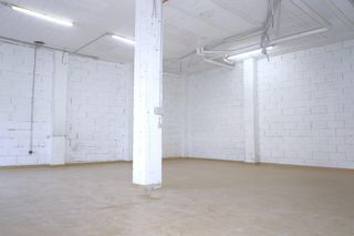 Geschäftsraum in Calle alcazaba de almeria 32. Huercal almeria local con posibilidad cambio de uso a vivienda