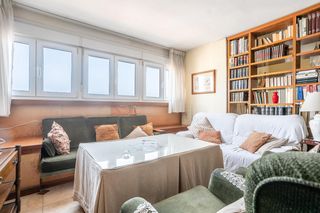 Attique à Oliveros - Altamira. Atico exclusivo con mas de 50 m2 de terrazas y vistas panoramica