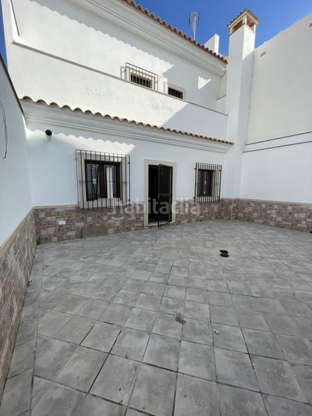Foto 0499eff2-e295-4eba-beff-2290877d4f56. Casa a schiera con parcheggio in El Carmen - La Barrera Lucena