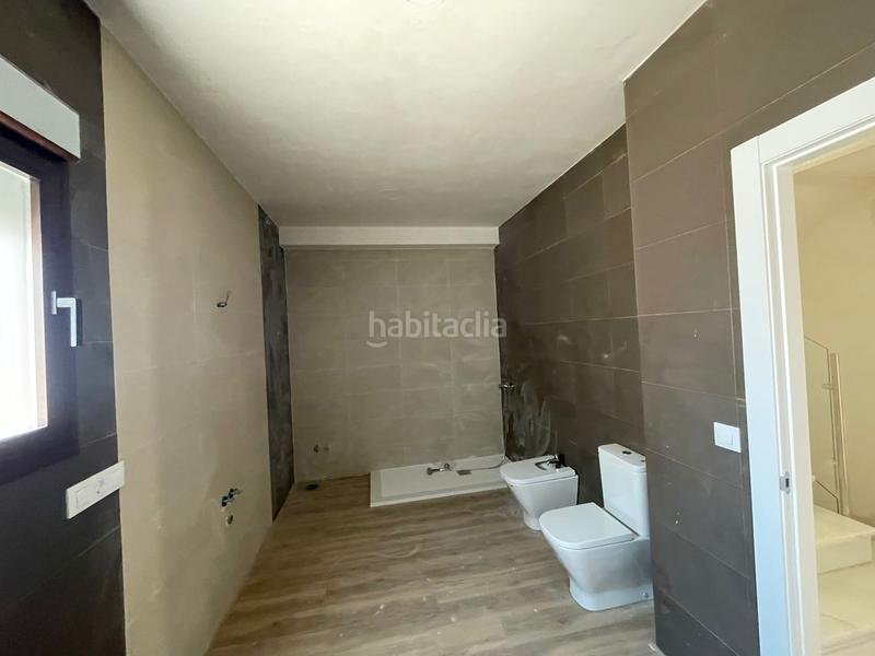 Foto 78c186cd-6cfb-4869-ae68-11570dc0b2e5. Casa a schiera con parcheggio in El Carmen - La Barrera Lucena