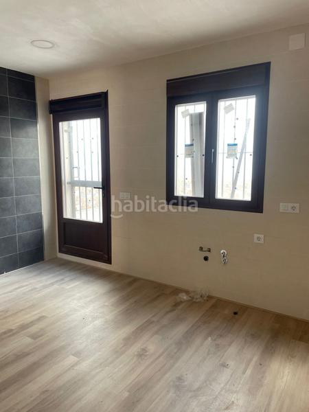 Foto 83a886c6-9bf2-4fab-b628-ed9f868a9afb. Casa a schiera con parcheggio in El Carmen - La Barrera Lucena