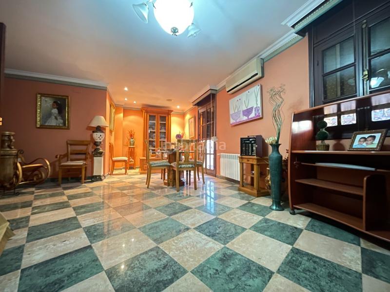 Foto fe53b1d9-fcf5-4fb0-b4e5-0476b56bf25f. Casa con riscaldamento parcheggio in El Carmen - La Barrera Lucena