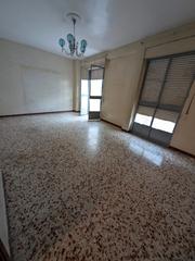 Pis en San Francisco. Piso para reforma en zona san francisco