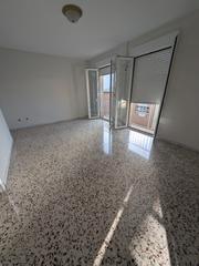 Appartement à Centro. Piso en zona cabrillana reformado