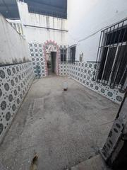 Maison à Centro. Casa para reforma cerca del centro