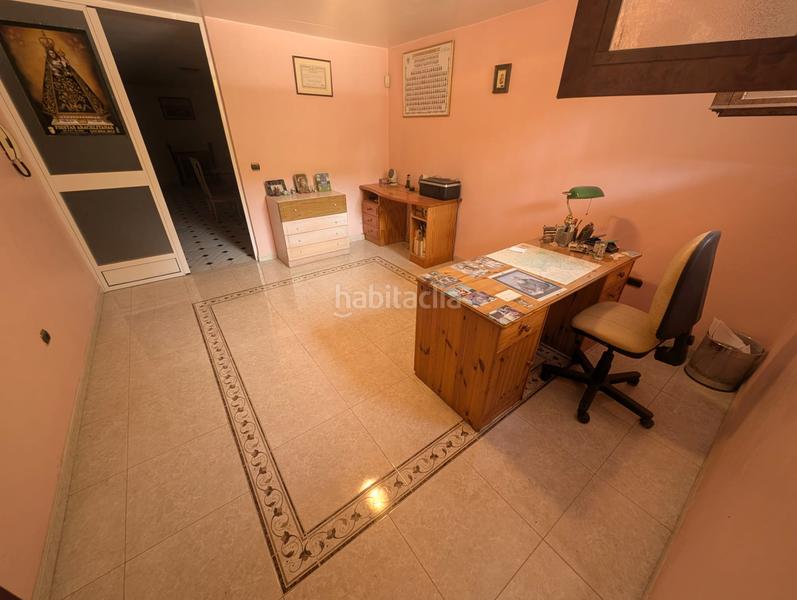 Foto 3d6c9354-e6dc-413d-a846-d11bdba9cbbf. Casa adossada amb xemeneia calefacció aparcament a Lucena