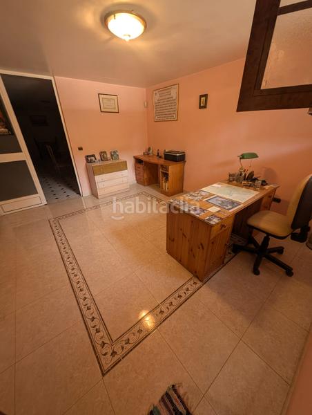 Foto 4d75b0e0-5a2e-47d2-87b0-b08b47e97eaf. Casa adossada amb xemeneia calefacció aparcament a Lucena