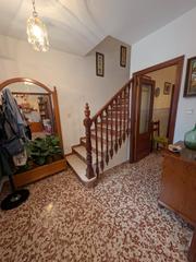 Semi detached house in Jardín Lucena. Casa adosada por el cuartel de la guardia civil