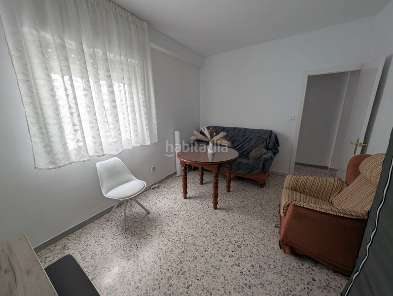 Foto 1f5f318e-ccc0-41af-9479-23108d9d7be9. Pis amb aparcament a Centro Lucena