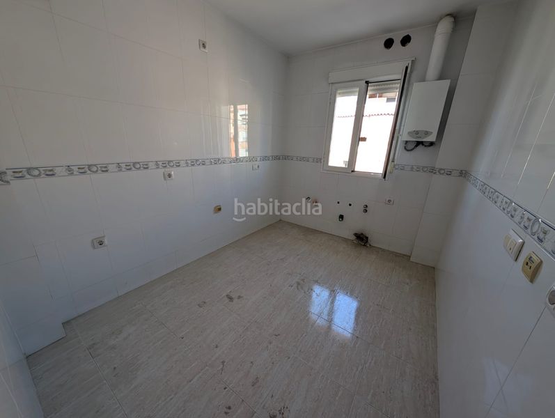 Foto 37f01519-6919-4f32-ab28-4b8396946d4b. Piso  con ascensor nuevo a estrenar en Poleares Lucena