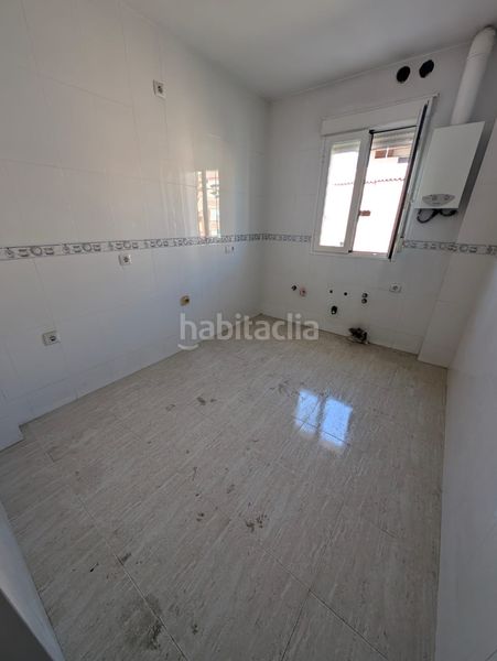 Foto bc499a0d-bf7f-4586-983d-98304ec0c5e3. Piso  con ascensor nuevo a estrenar en Poleares Lucena