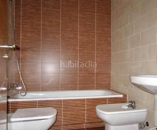 Foto 47f8bfc6-15ca-41dd-91cd-37697d0e5d62. Pis a Centro Lucena