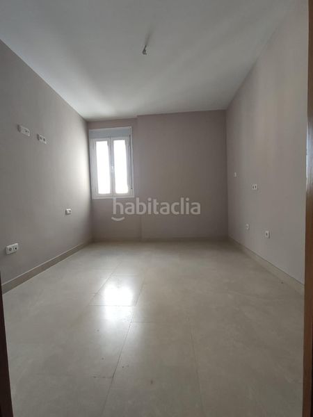 Foto c34cc3f9-19f3-49e0-bdee-e103ee7bdb0c. Pis a Centro Lucena