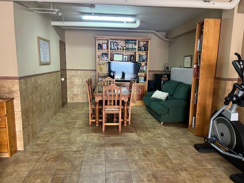 Foto 7db00f23-9878-4515-88c1-cf00ca8a8482. Casa adossada amb calefacció a El Valle Lucena