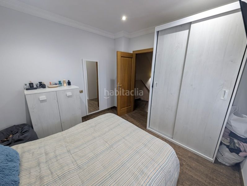 Foto 6b967a6a-96e2-45ce-b459-838e03c98811. Casa adossada amb xemeneia a jardín Lucena Lucena