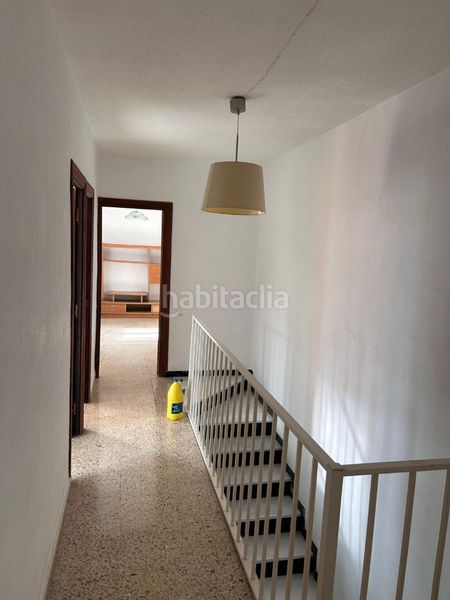 Foto ea00ada9-634d-4e85-8007-e6c5c7878d00. Casa adossada amb aparcament a jardín Lucena Lucena