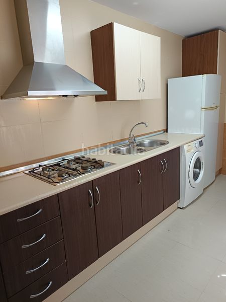 Foto 3db448b1-037f-42fb-8522-b8adf9d0cb6e. Rent flat with heating in Centro Lucena