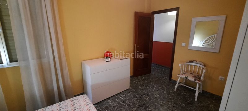 Foto 3f8e4bd7-a942-47e5-9dc9-95969819cc99. Rent flat with parking in Centro Lucena