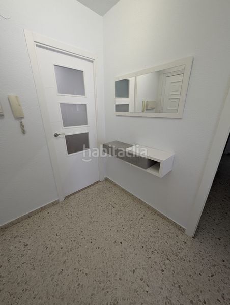 Foto 2cf23dee-99ef-49b9-adc3-e5e30fc59c54. Rent flat in Centro Lucena