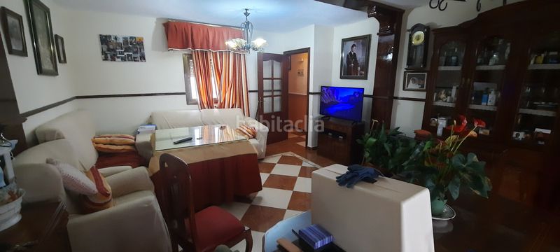 Foto e5e01a52-247c-41e5-a067-a7a79b7a77c4. Pis amb calefacció a Poleares Lucena