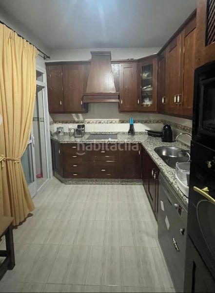 Foto d39ad386-2d59-44fa-8296-2396e0f908f6. Pis amb calefacció aparcament a El Valle Lucena