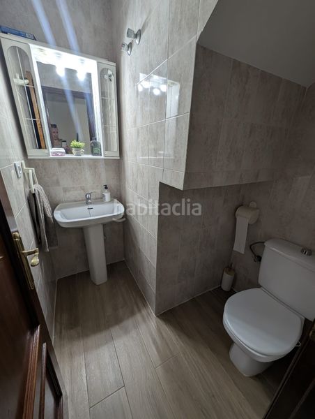 Foto 191062e3-ea6f-4807-8bd0-4d209e7a67c6. Casa adossada amb calefacció aparcament a El Valle Lucena