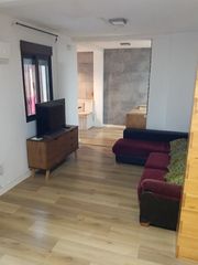 Casa adossada a Poleares