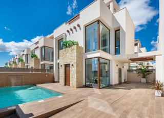 Chalet  Avenida argentina. Villa moderna en ciudad quesada