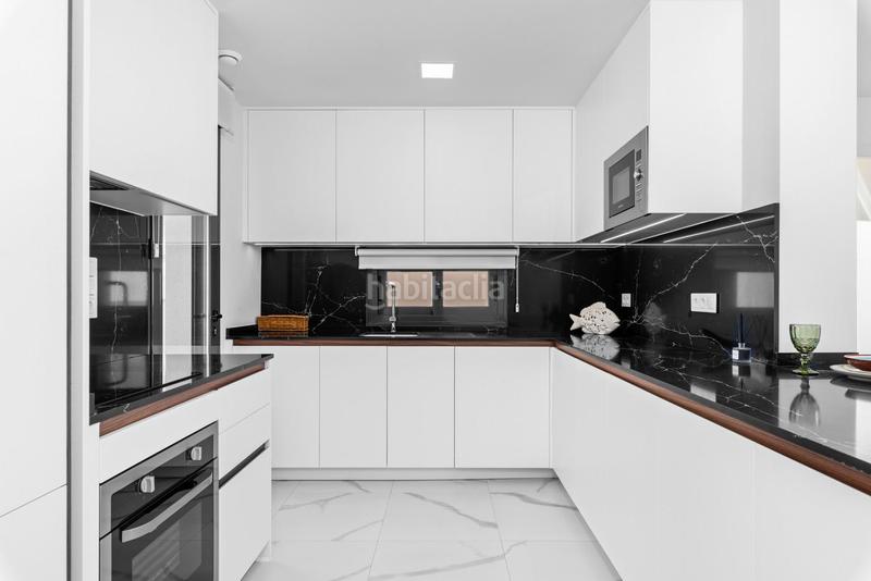 Foto c02ef6aa-2259-4a90-8e44-cdbc706f58f6. Casa amb calefacció aparcament piscina a San Miguel de Salinas